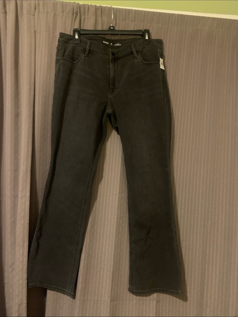Old Navy Mid-Rise WOW Black Boot Cut Jeans.  Size 14 Short.